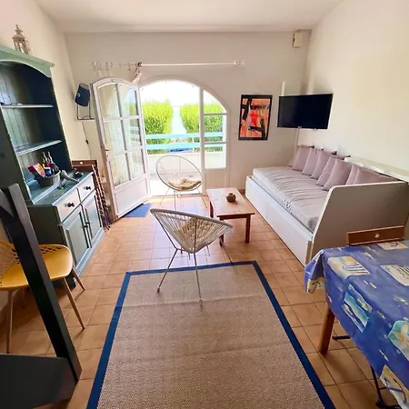 Front De - Terrasse Exterieur - Parking Appartement