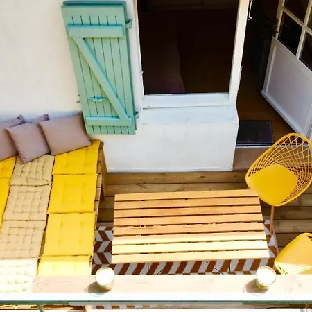 Front De - Terrasse Exterieur - Parking Apartman *